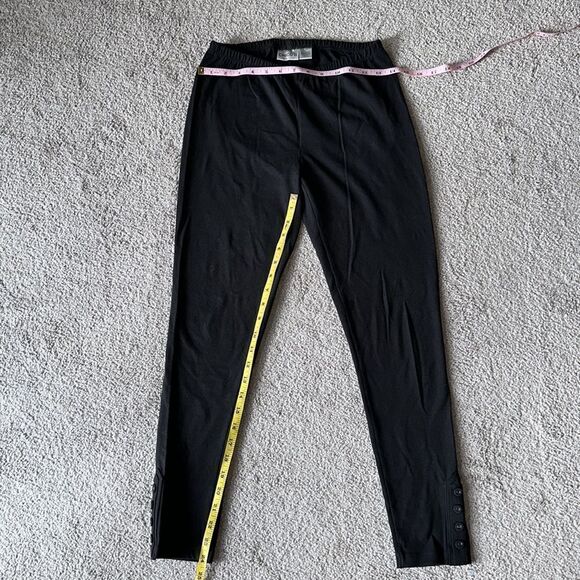 Chico’s Slimming Leggings! - Picture 7 of 11